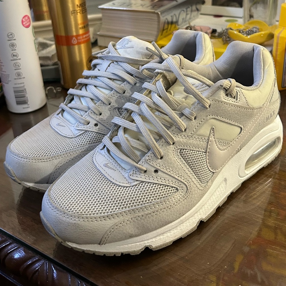 Nike Air Max Command
